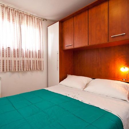 Apartments Bozo Baška Екстериор снимка