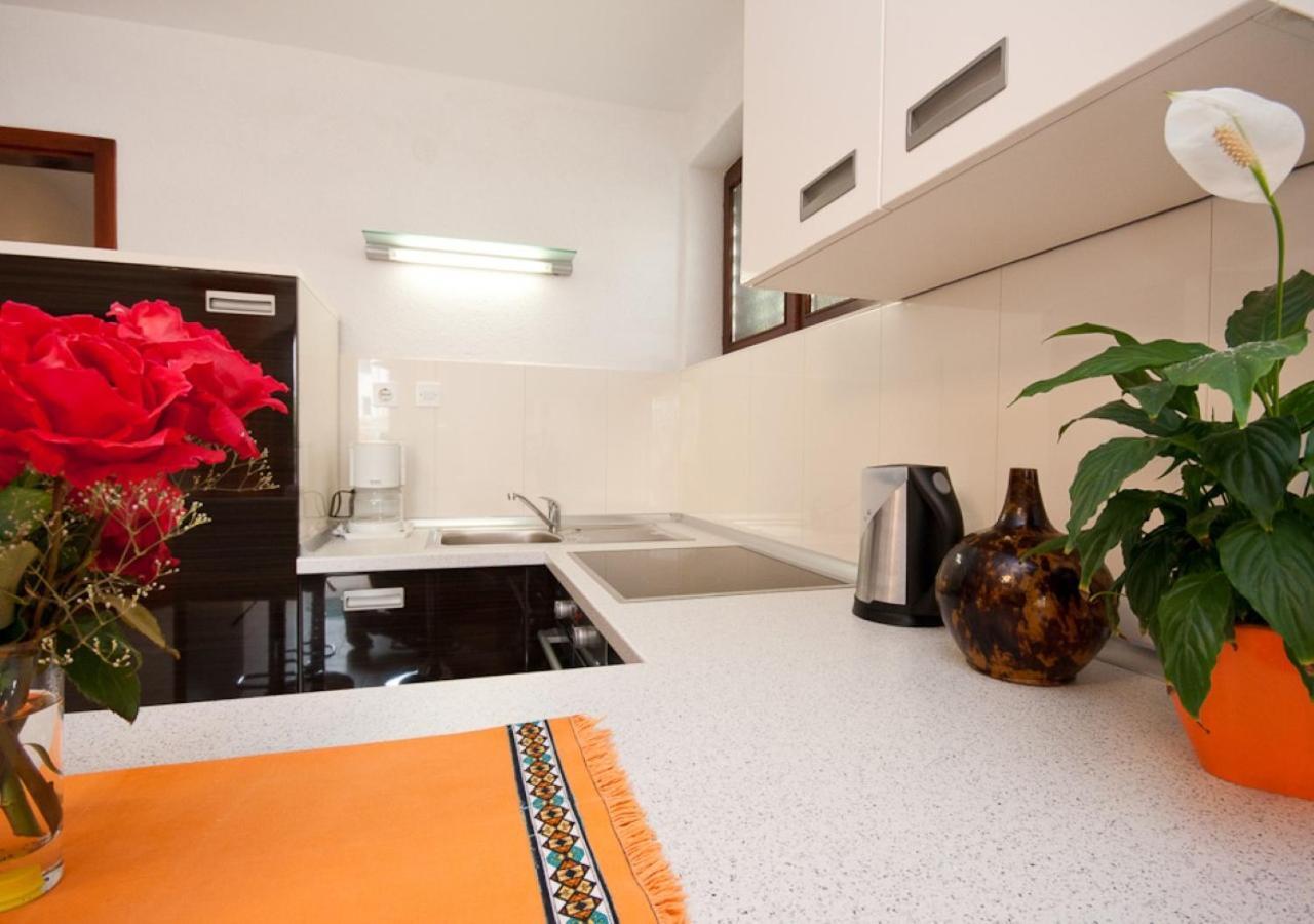 Apartments Bozo Baška Екстериор снимка